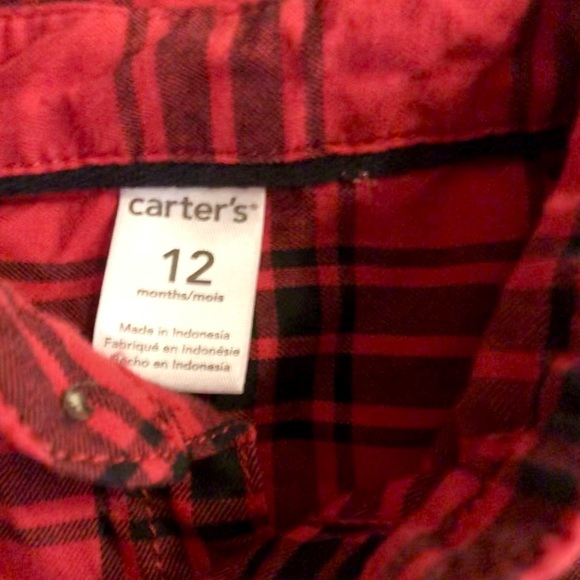 3/$30 Carter’s button down onesie - Picture 2 of 2